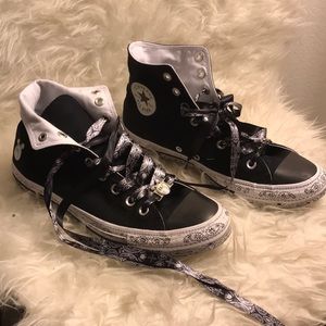 Chuck Taylor All Star Lo Sneaker